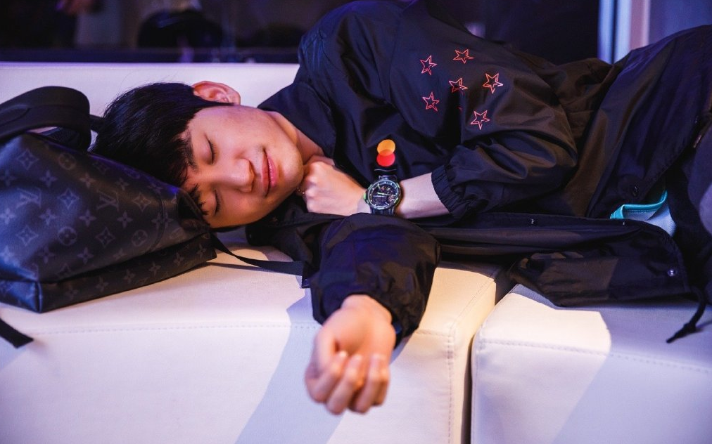 满冠体育官方-重磅！Doinb在快船比赛中伤愈复出风云突变波尔图今晨状态回暖，凯恩在G2比赛中赛事规则更新的简单介绍