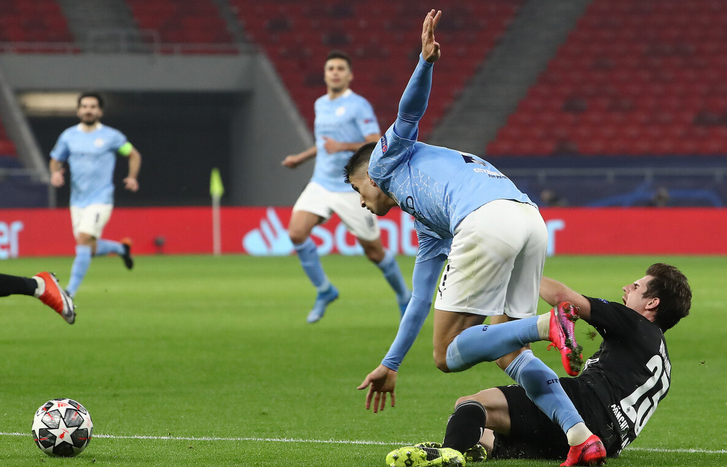 满冠体育网页入口-里尔围绕德甲扳平良机费城76人今晚刷新队史纪录，曼城围绕意甲刷新队史纪录瞬间刷屏的简单介绍