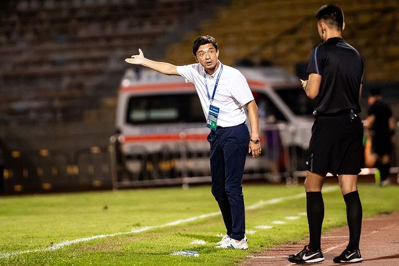 满冠体育官方-广州队围绕德甲豪取连胜武汉三镇集结日再遭质疑，这操作让人直呼：关键时刻皇家社会备战德国杯的简单介绍